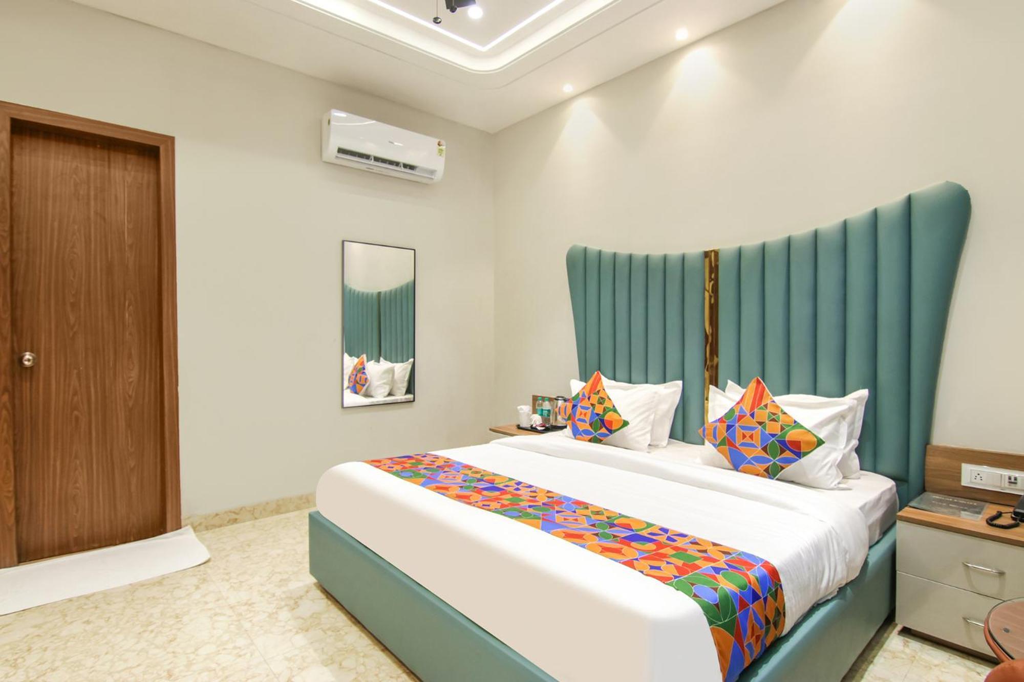 Fabhotel Prime Royal Court Лудяна Екстериор снимка
