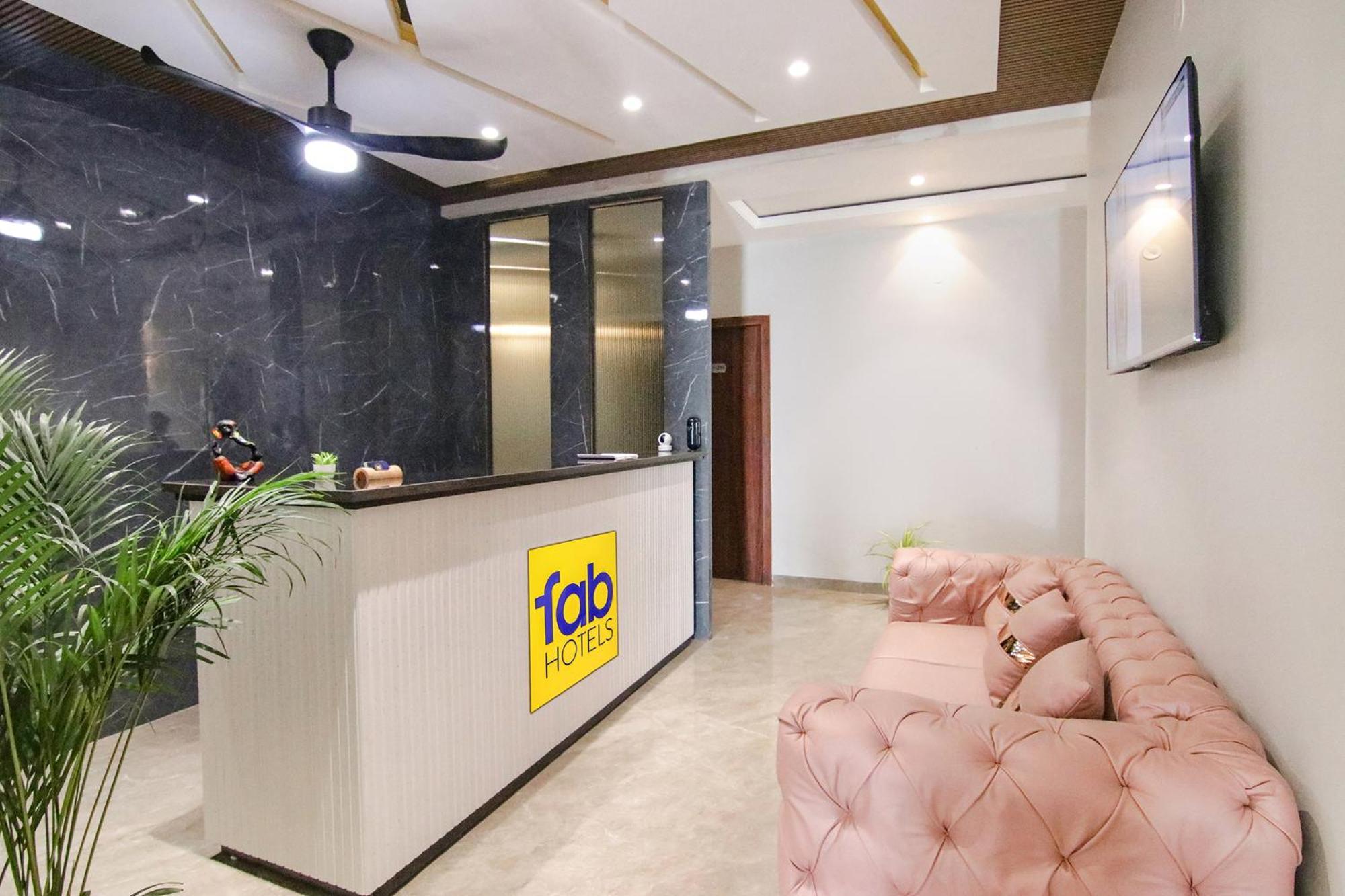 Fabhotel Prime Royal Court Лудяна Екстериор снимка